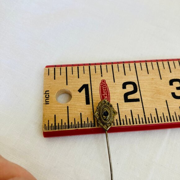Gold Tone Stick Pin with Black Rhinestone Vintage Lapel Scarf Tie Brooch - Picture 2 of 9